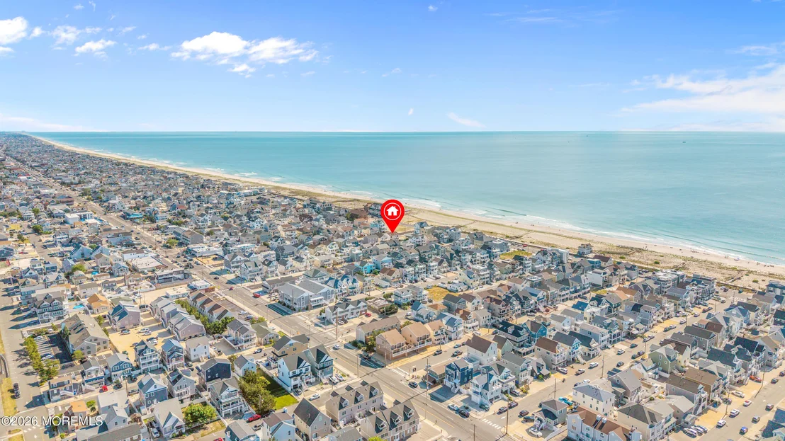 Photo of 3 7th Avenue