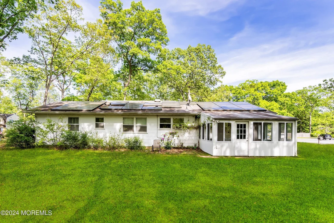 Photo of 438 Carr Street