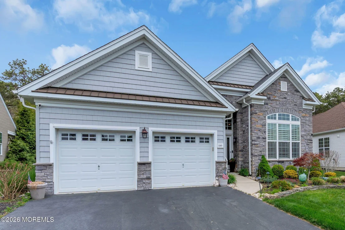 Photo of 185 Arborridge Drive