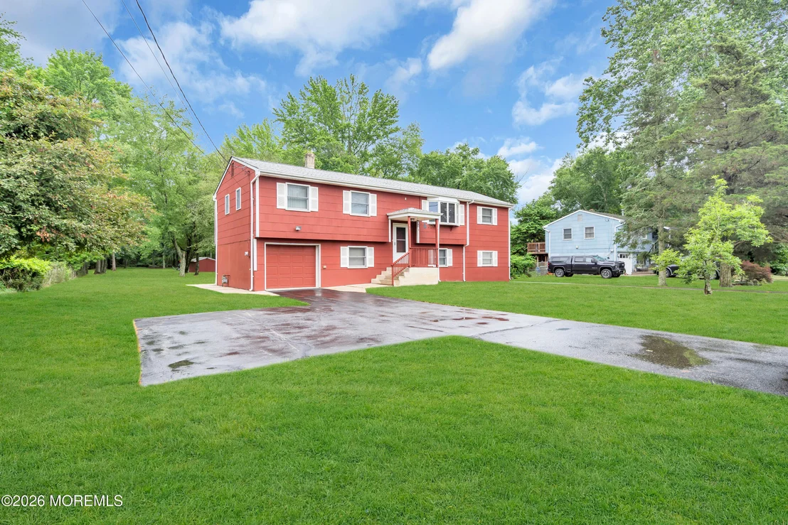 Photo of 99 Cedar Swamp Road
