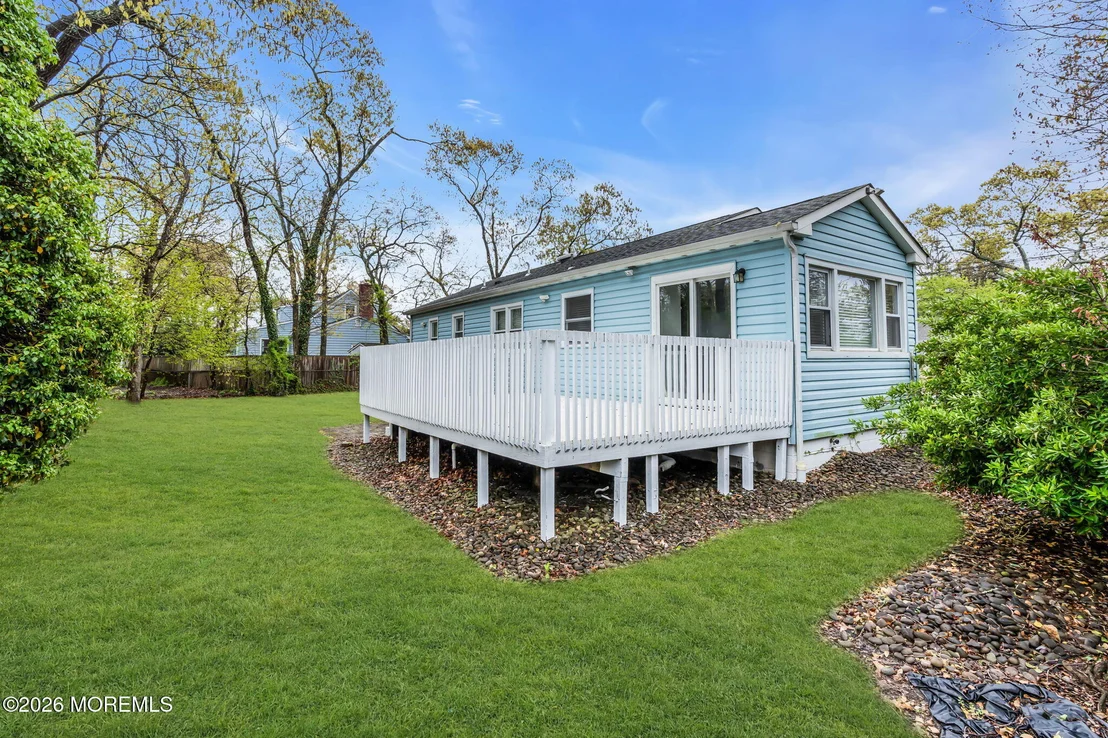 Photo of 593 Beach Plum Road