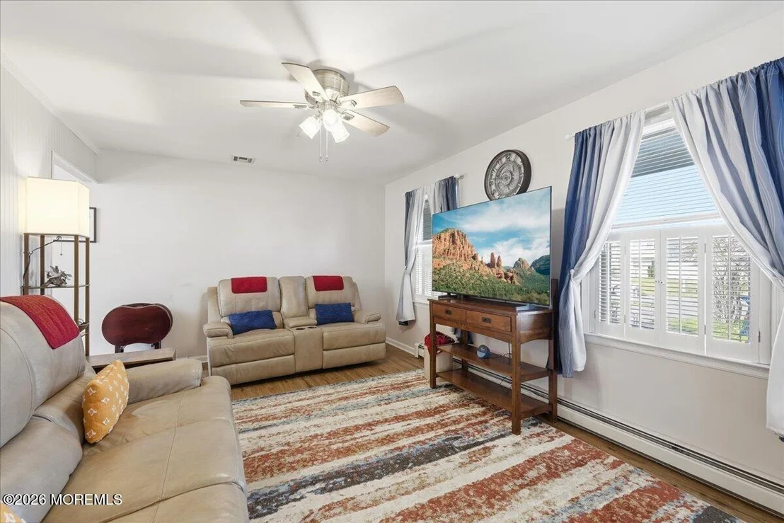 Photo of 503 Buttonwood Drive