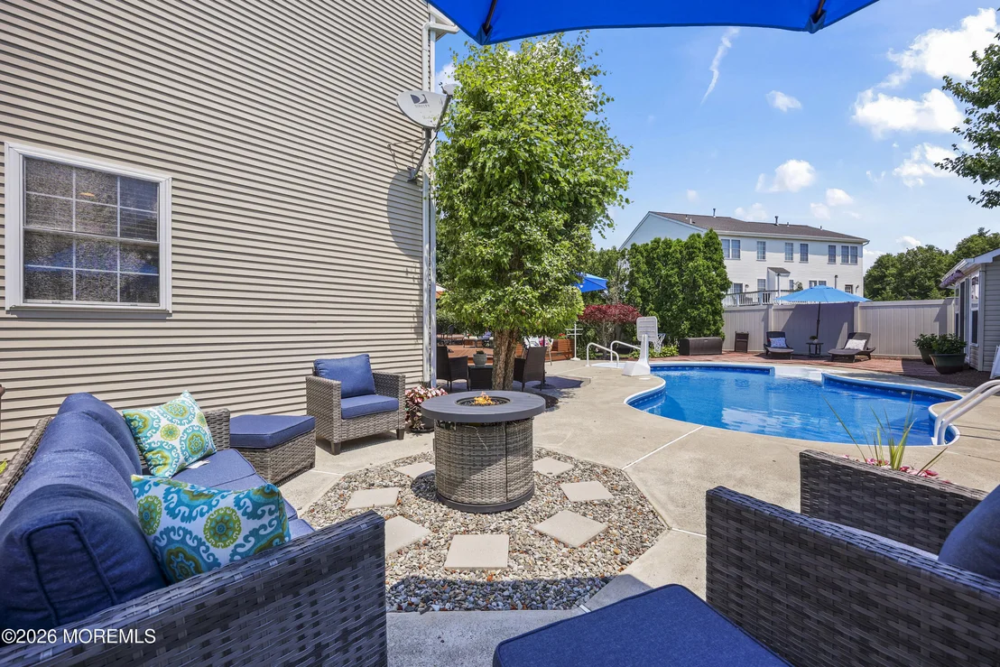 Photo of 407 Vassar Drive