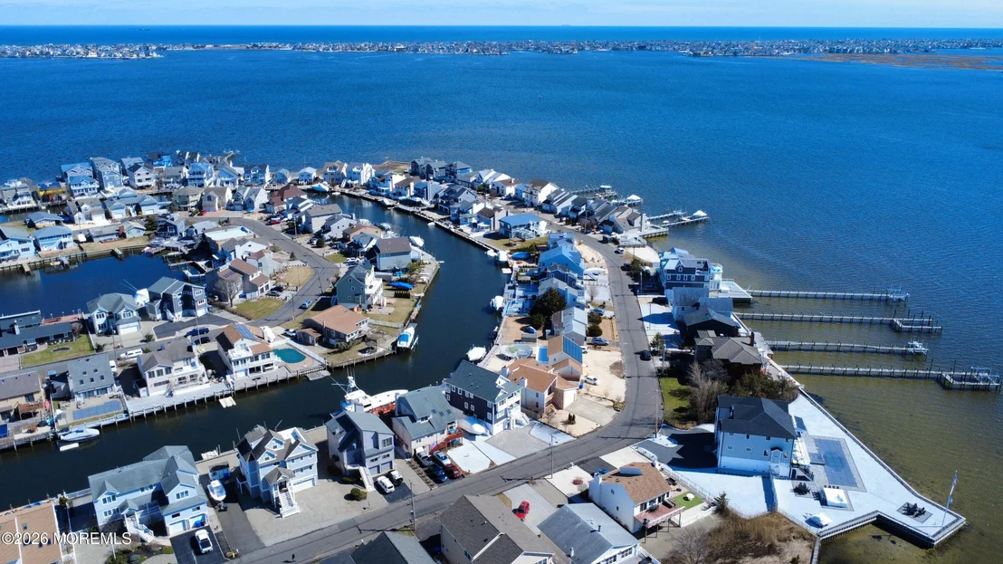 Photo of 24 Rochester Drive