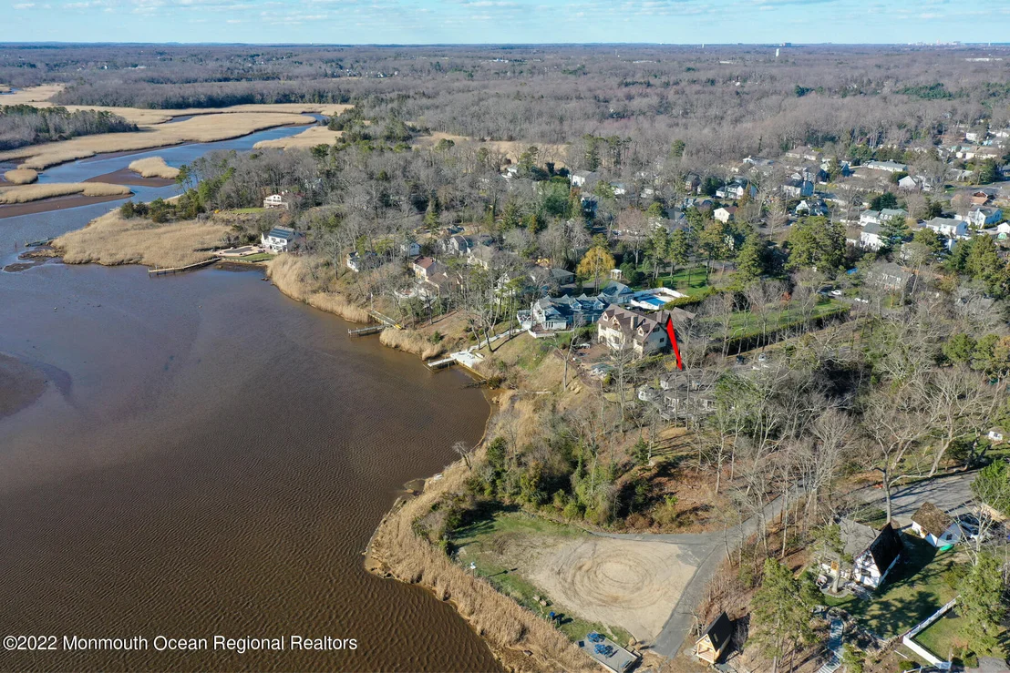 Photo of 2409 Riverside Terrace