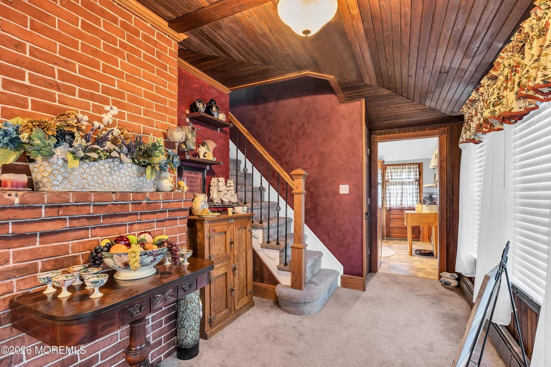 Photo of 637 Prospect Avenue