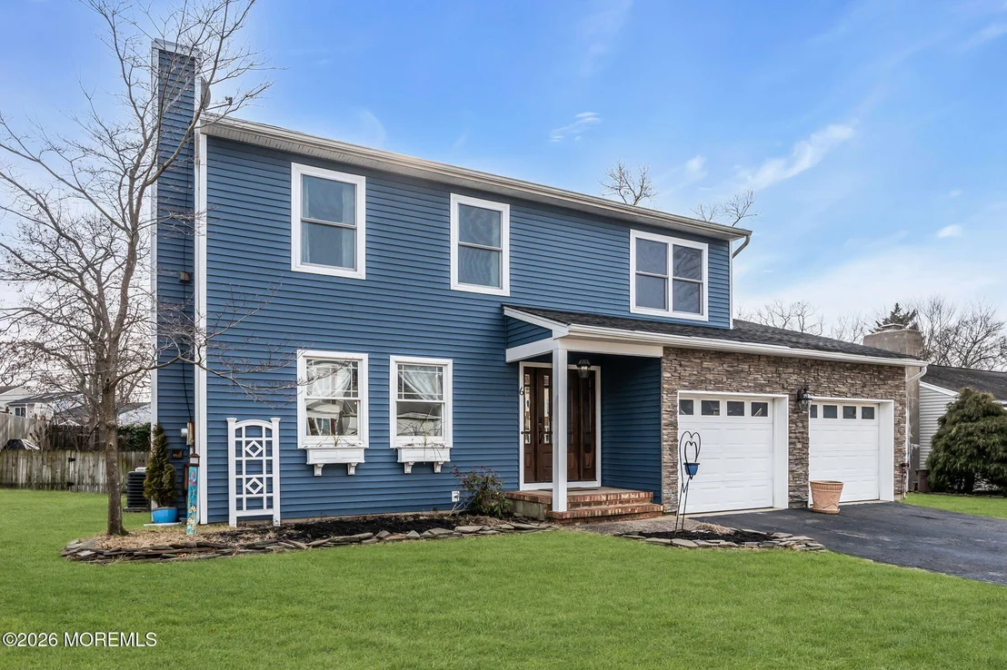 Photo of 6 Lisa Drive