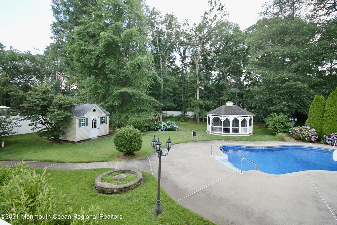 Photo of 20 Cedarview Avenue