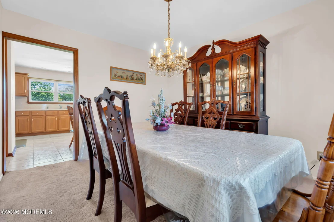 Photo of 52 Cresci Boulevard