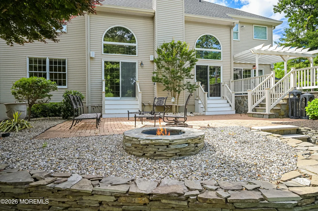 Photo of 2352 Macintosh Drive