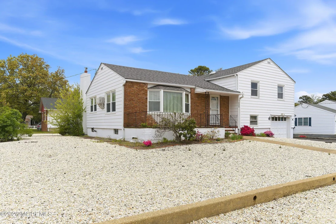Photo of 2400 Stanley Drive