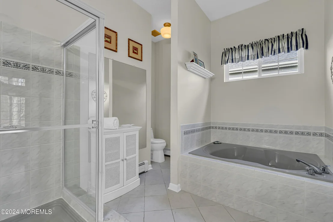 Photo of 2584 Collier Road