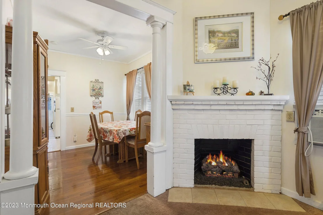 Photo of 57 Pineview Avenue