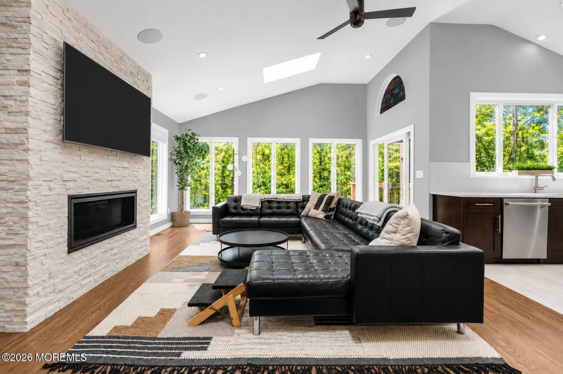 Photo of 43 Nautilus Drive