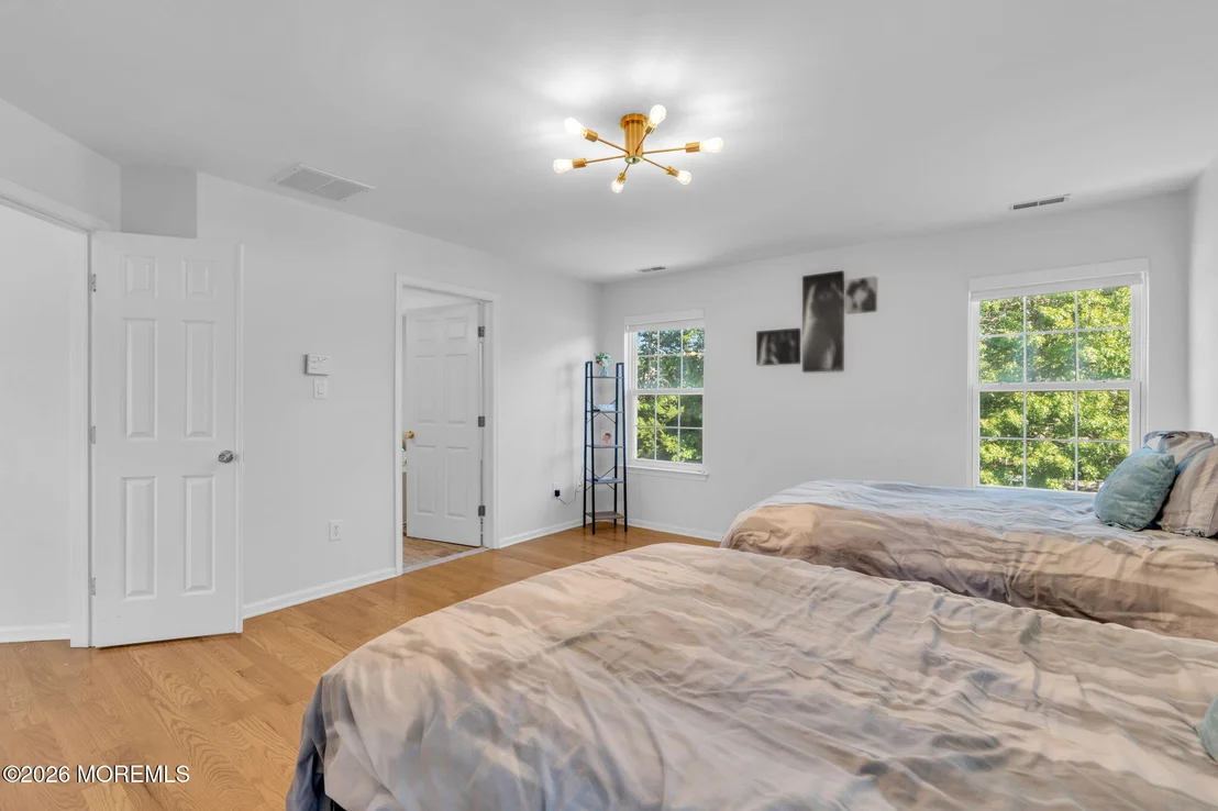 Photo of 2391 Forest Circle