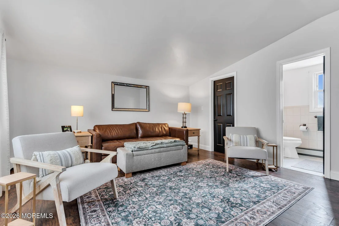Photo of 82 Clearwater Drive