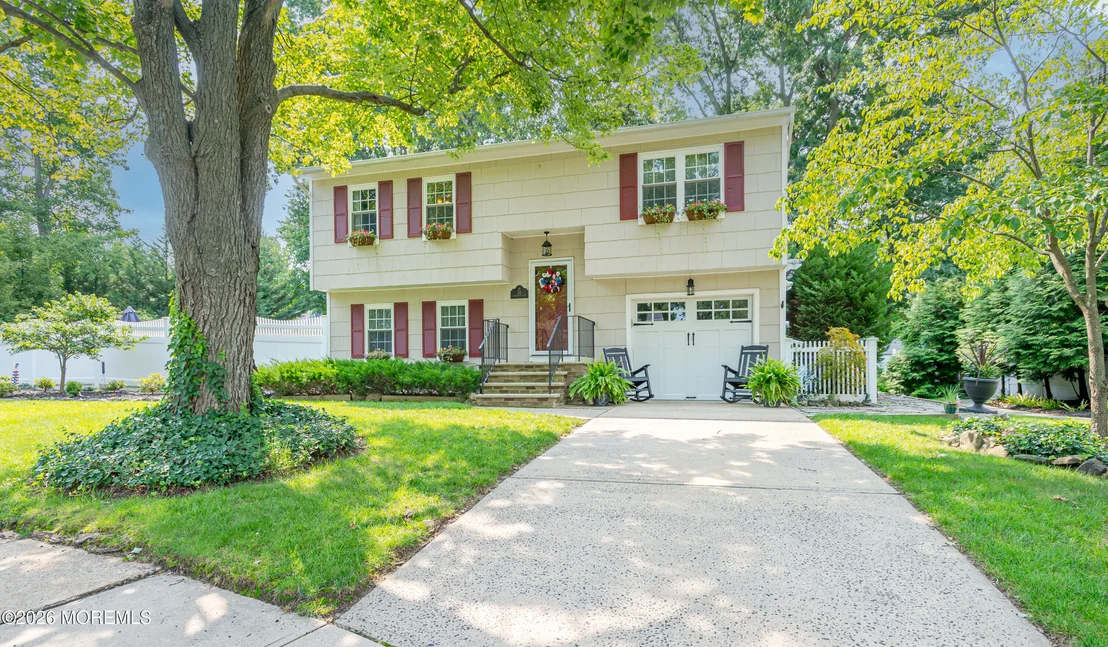 Photo of 20 Eisenhower Court