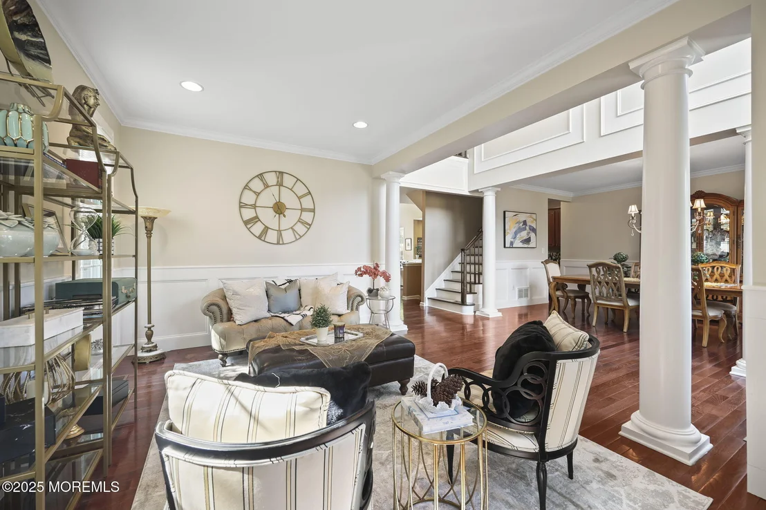 Photo of 7 Trumbull Court