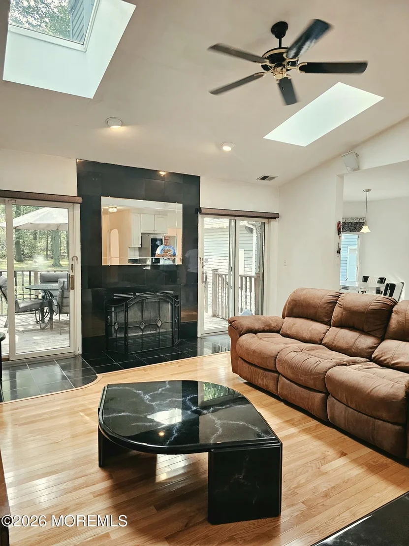 Photo of 655 Laurel Avenue