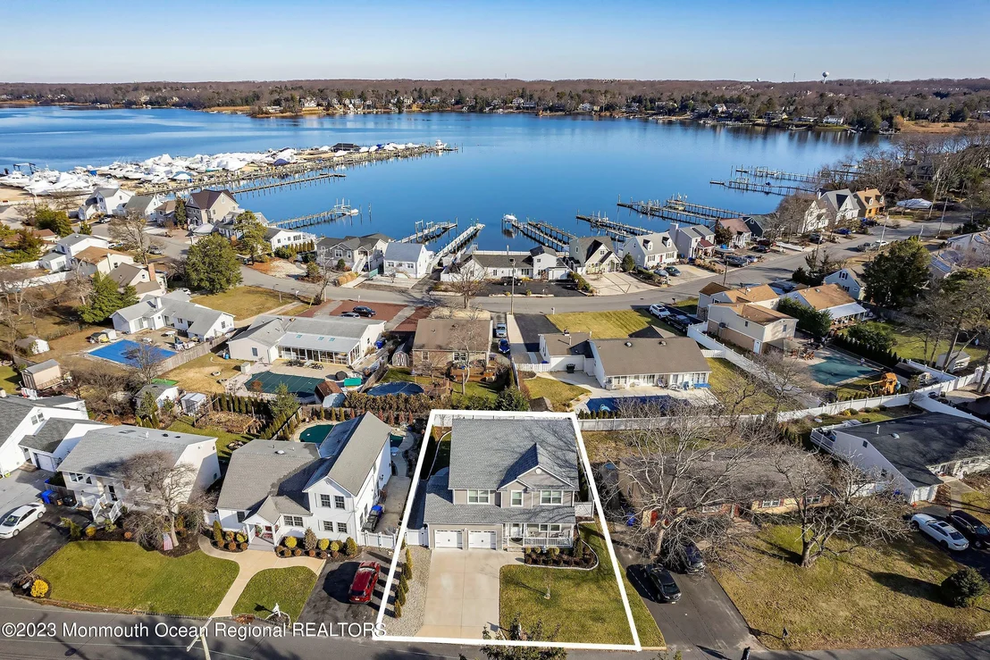 Photo of 199 Riviera Drive