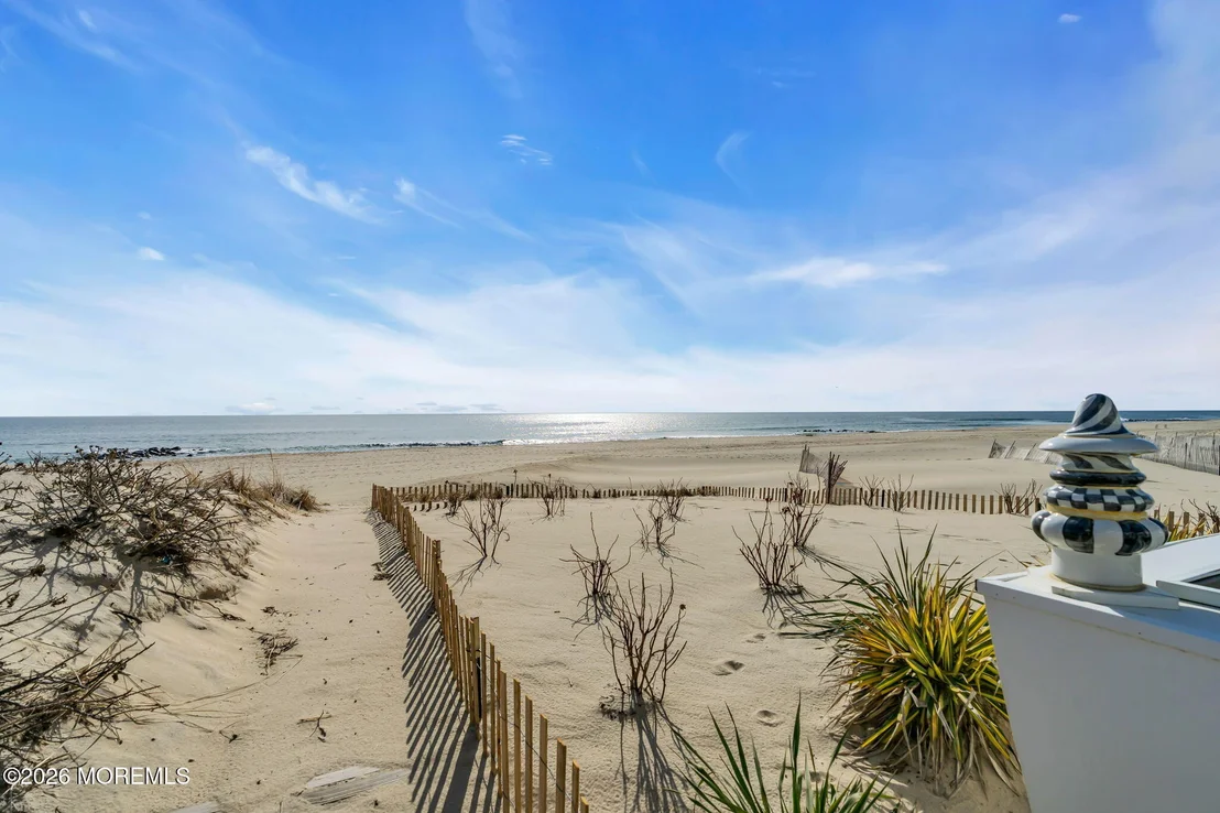Photo of 55 Beachfront