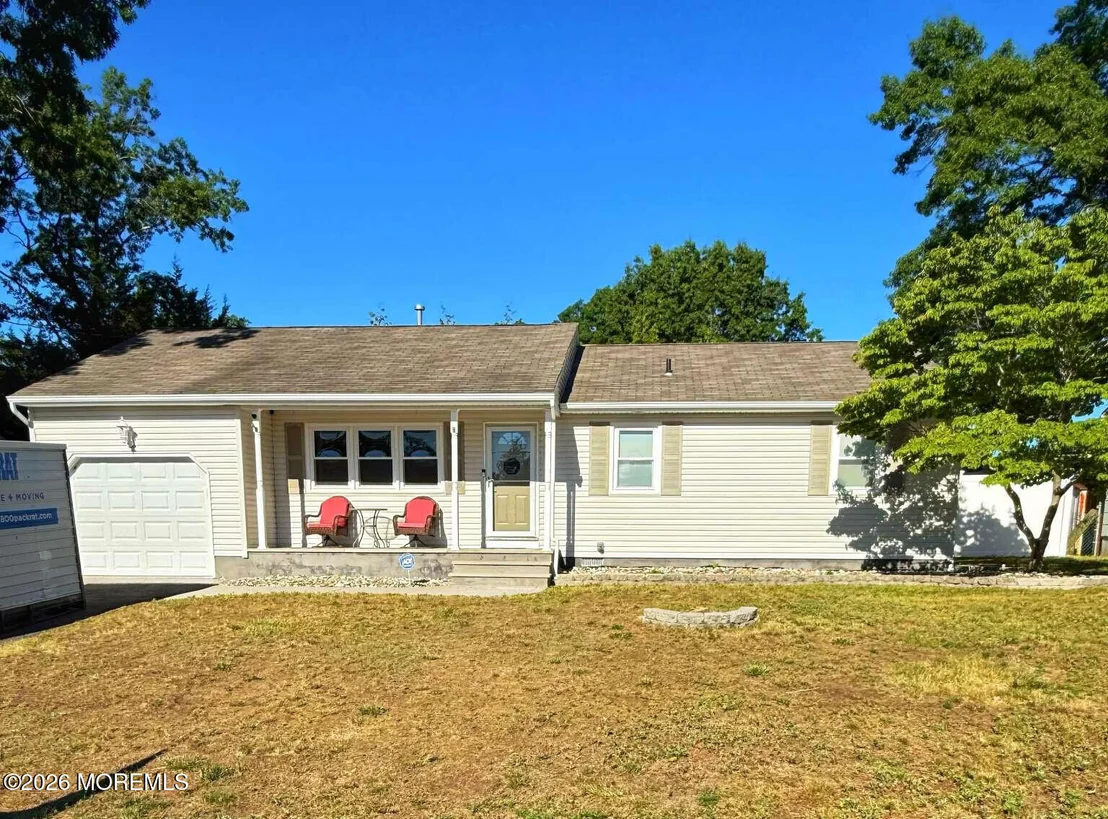 Photo of 1759 Longwood Drive
