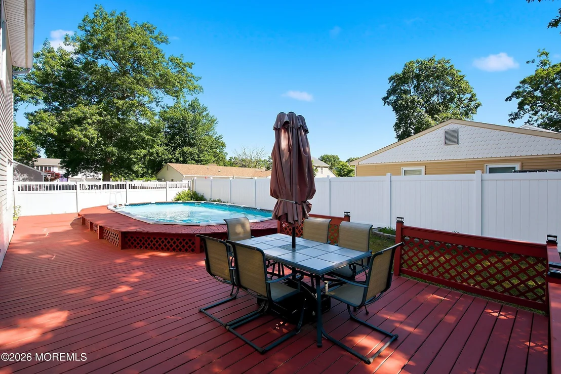 Photo of 1450 Davidson Avenue