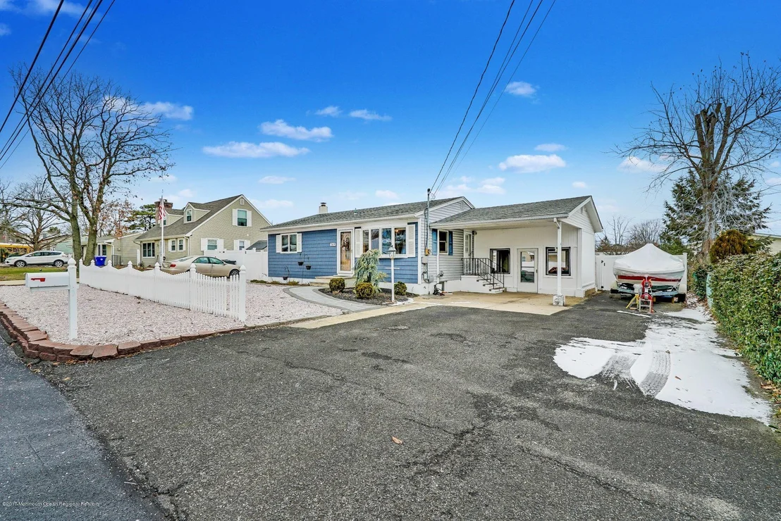 Photo of 369 Wisteria Drive