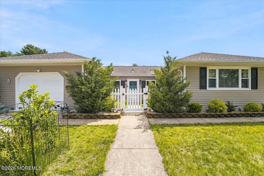 Photo of 20 Le Lamentin Drive