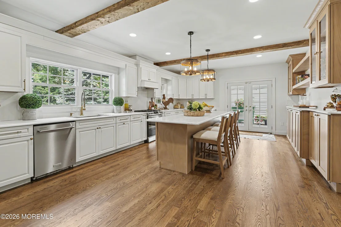 Photo of 700 Wright Debow Road