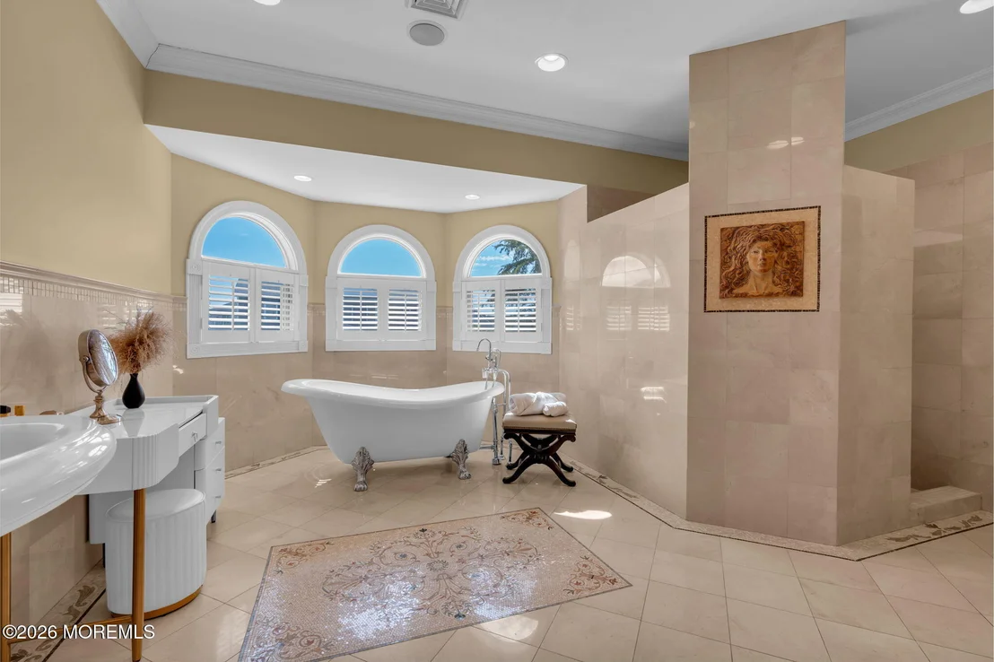 Photo of 342 Aldo Drive