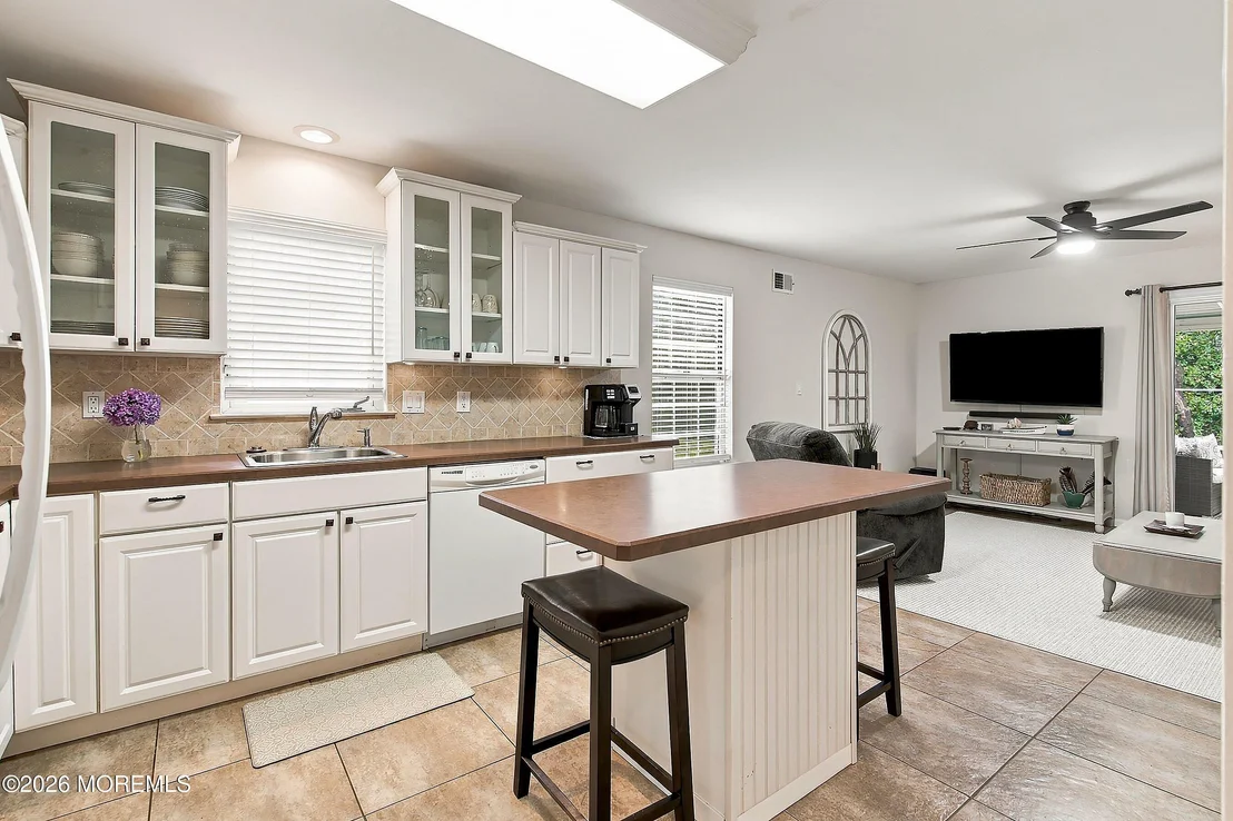 Photo of 35 Rainier Drive
