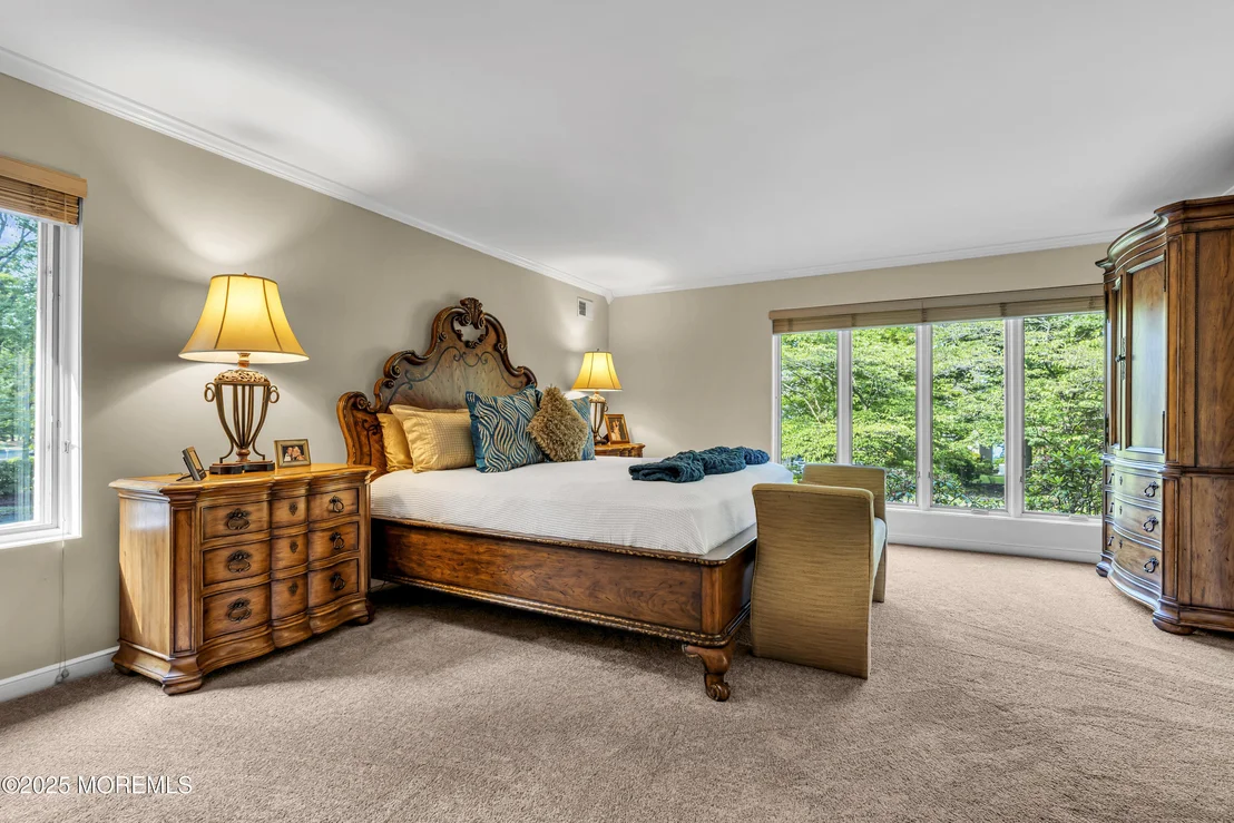 Photo of 635 Winding River Road