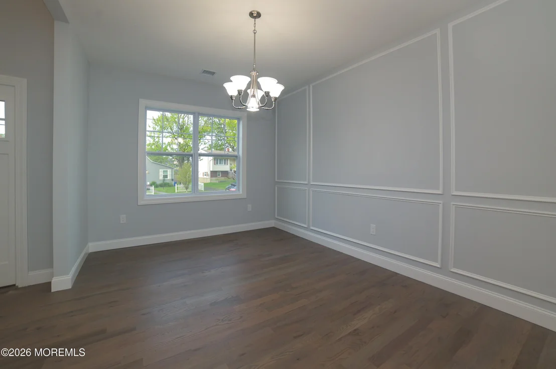Photo of 128 Center Avenue