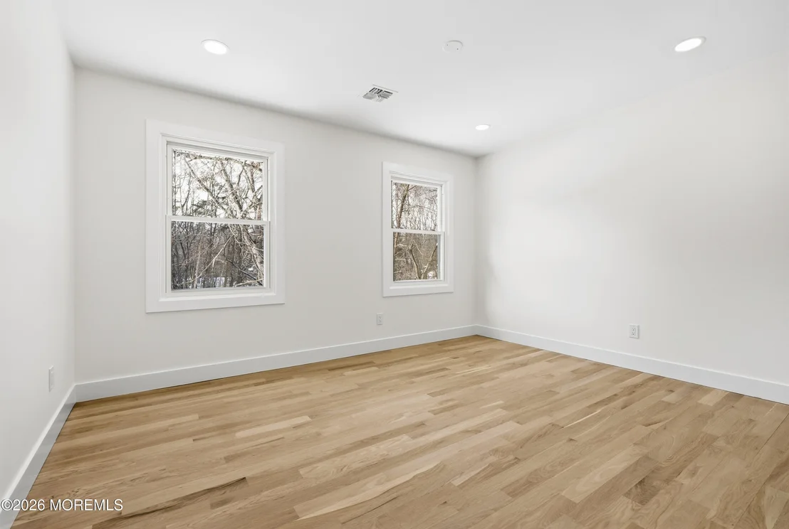 Photo of 20 Overlook Drive