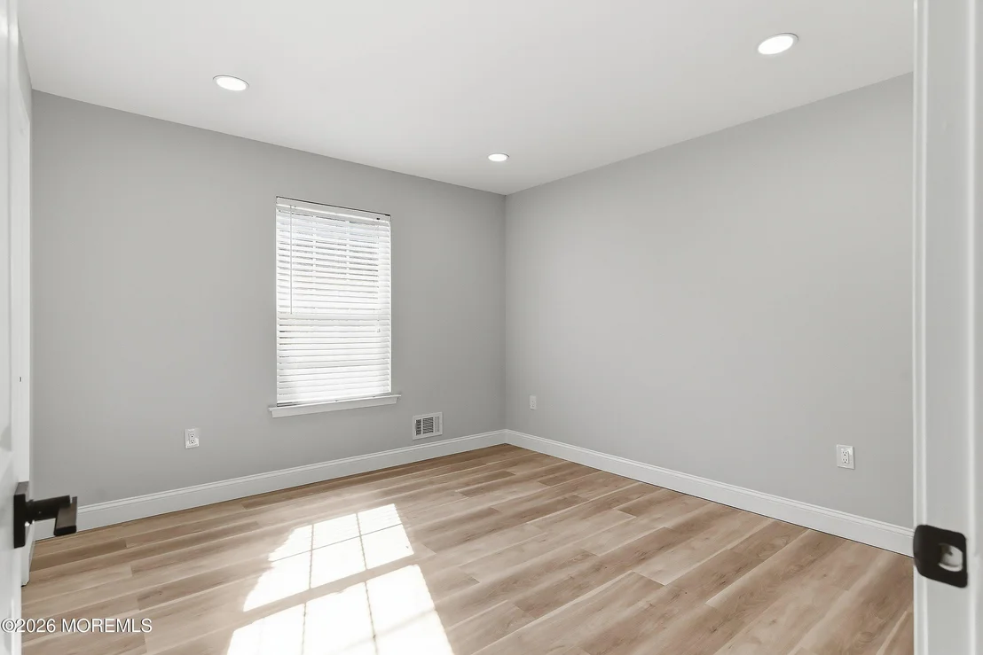 Photo of 3333 Deep River Lane