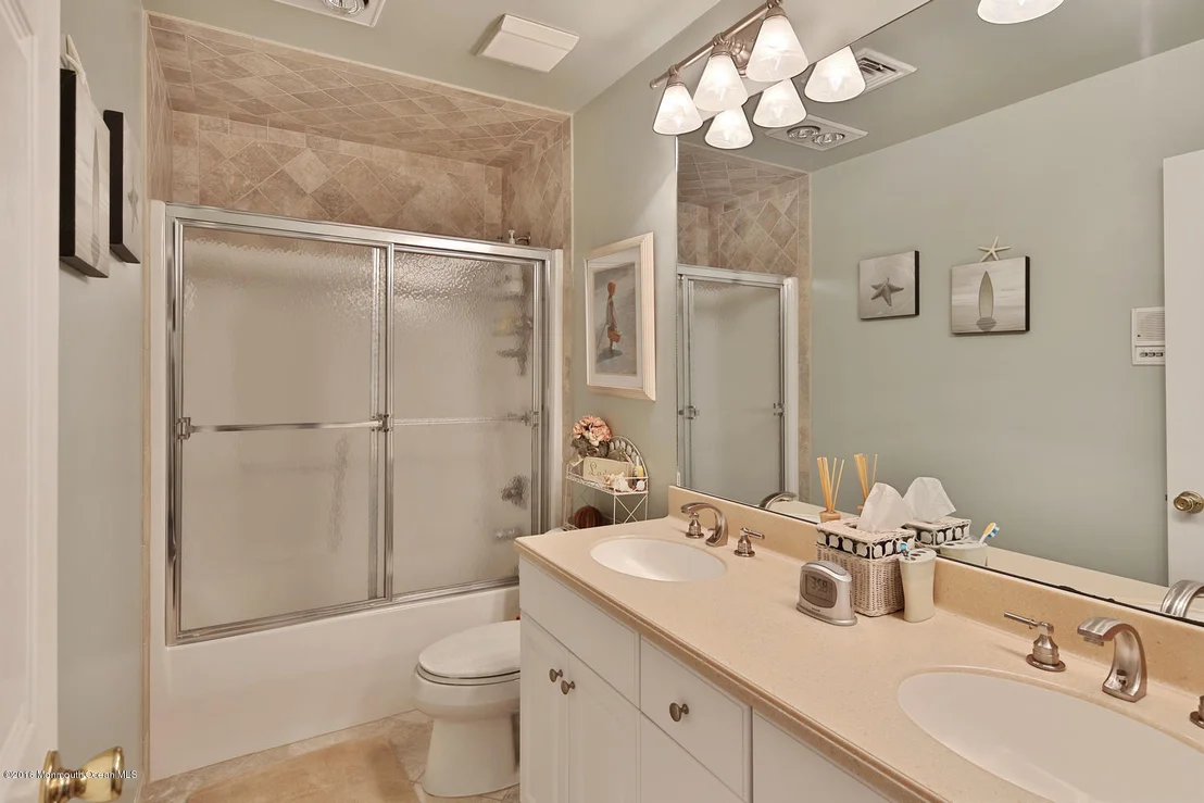 Photo of 1409 Crabapple Drive