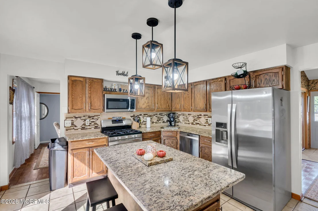 Photo of 303 W Commodore Boulevard