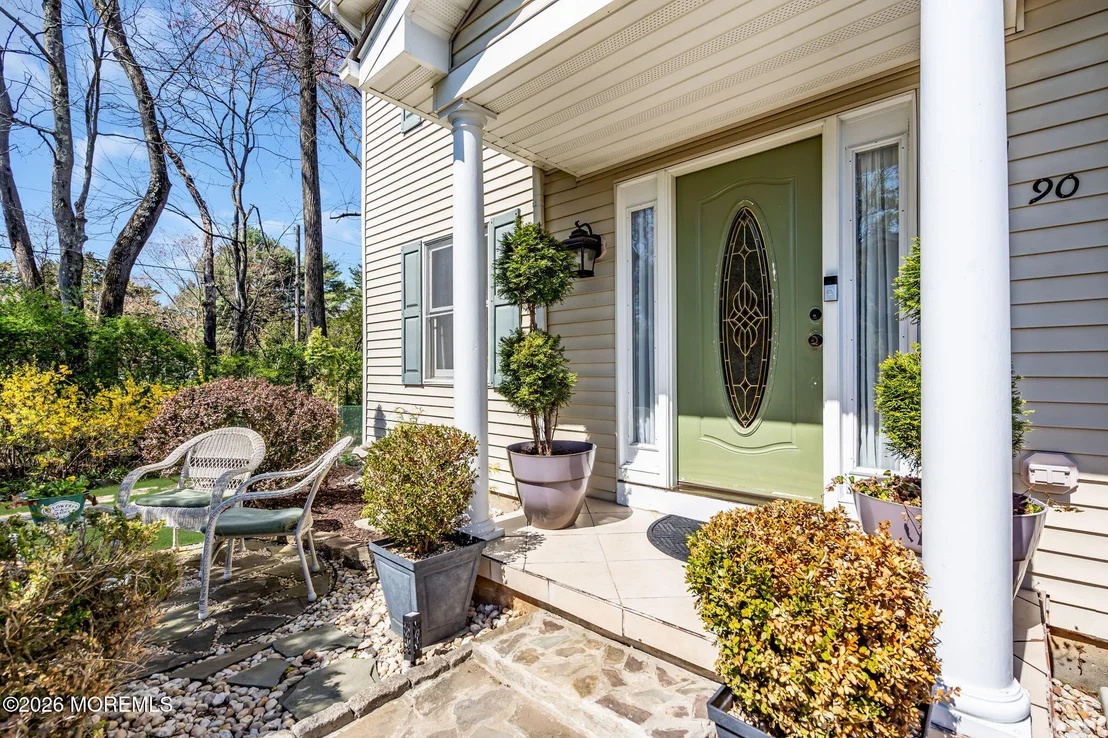 Photo of 90 Bear Brook Road