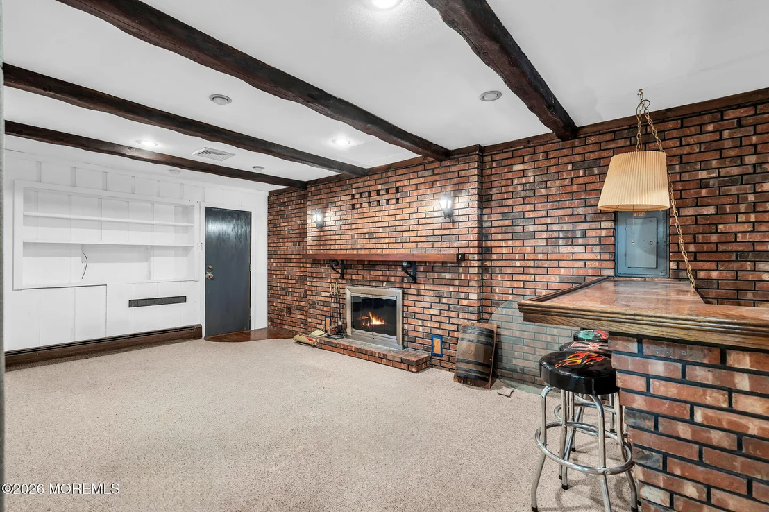 Photo of 580 Lloyd Road