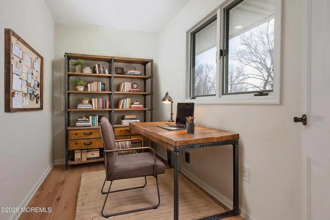 Photo of 463 Cottrell Road