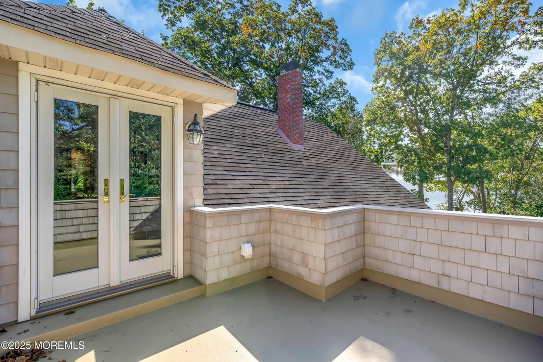 Photo of 2403 Riverside Terrace