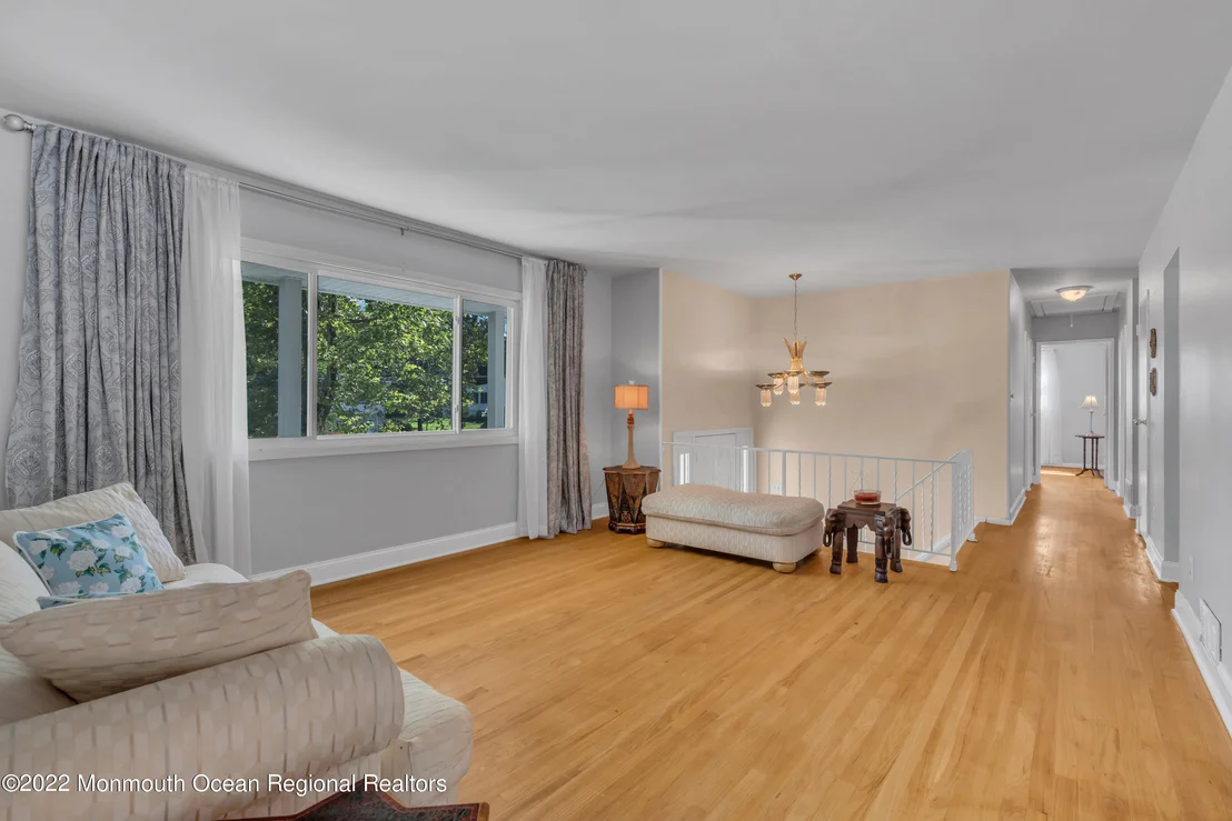 Photo of 19 Warren Drive