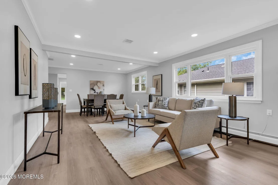 Photo of 331 Saint Thomas Drive