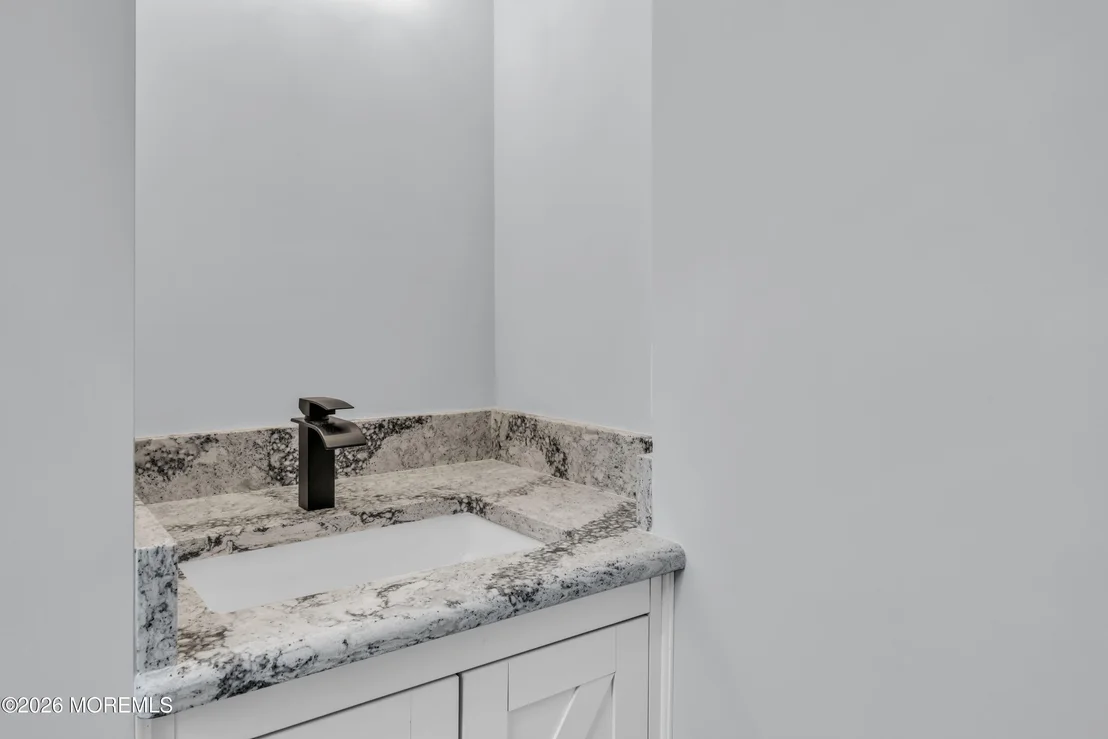 Photo of 134 Pulaski Boulevard