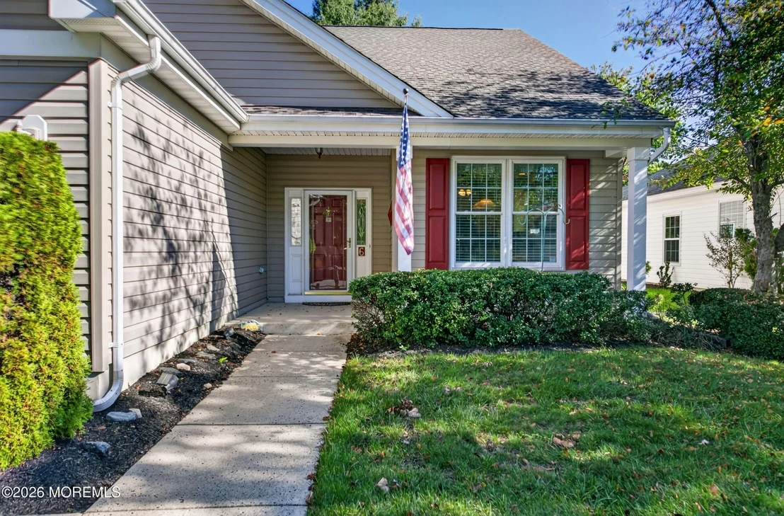 Photo of 6 Doral Way