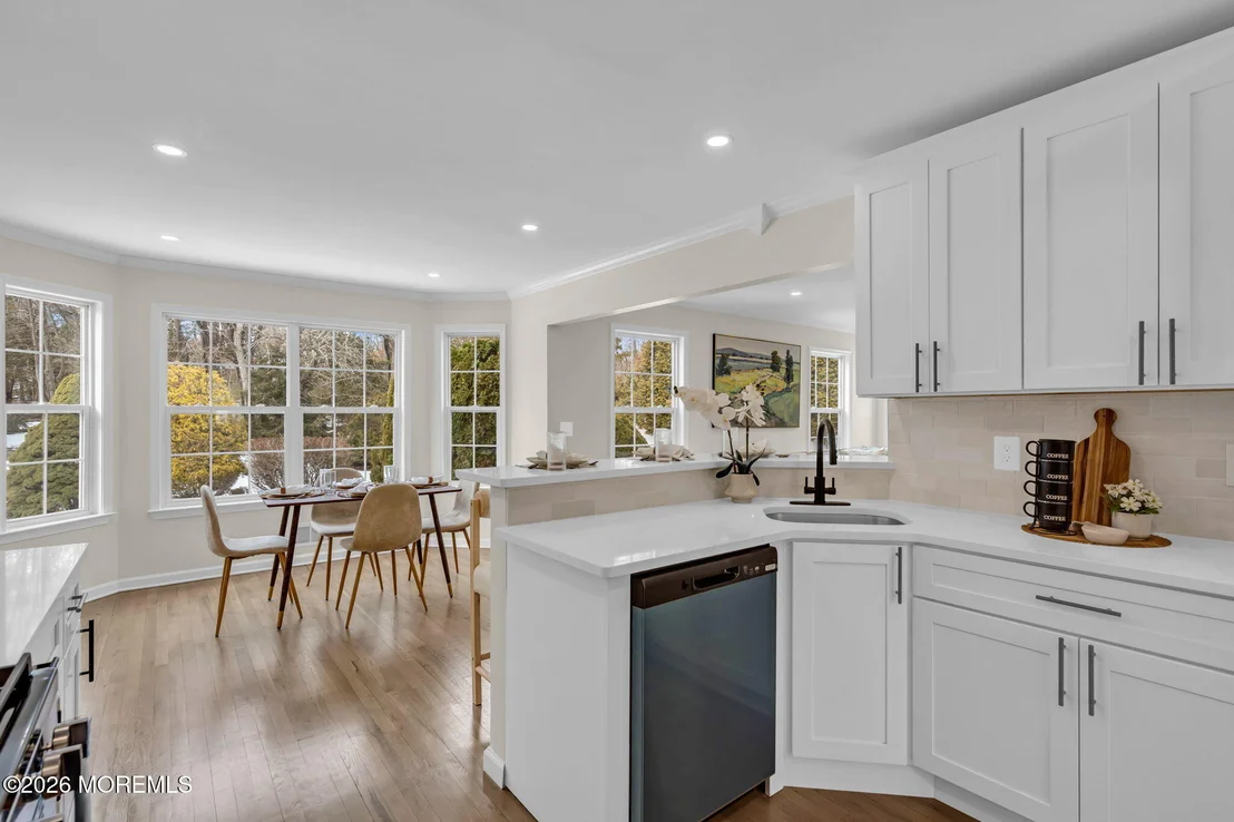 Photo of 296 White Road