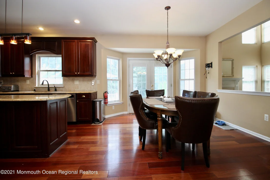 Photo of 20 Cedarview Avenue