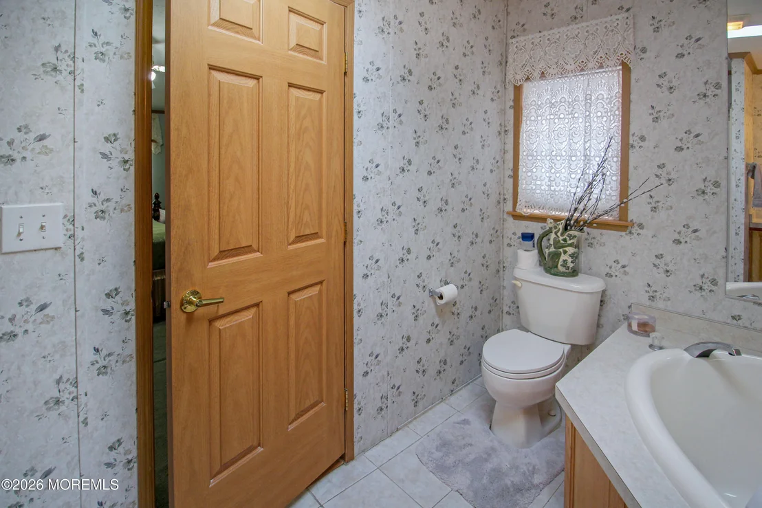 Photo of 1403 Forest Way