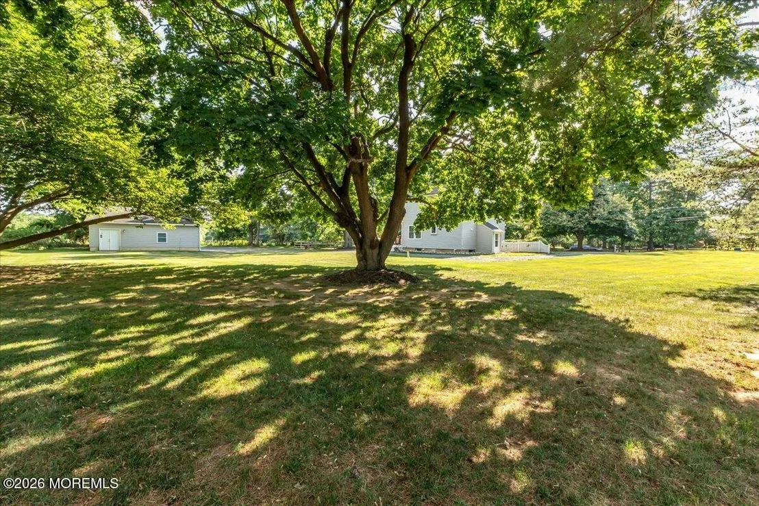 Photo of 102 Middletown Road